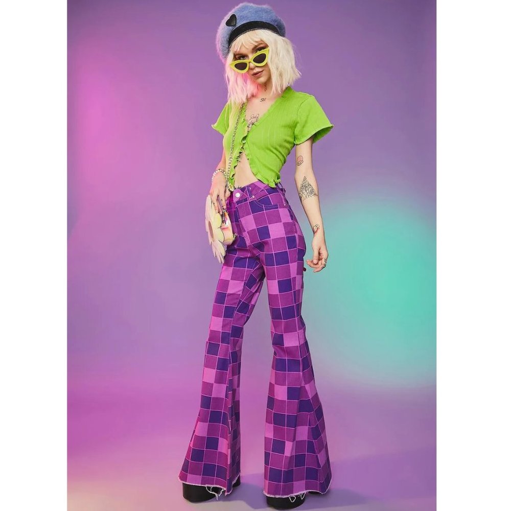 💥RETRO CHIC💥Dolls Kill American Bazi Checkered Flare Jeans in Purple/Plum/Pink - Picture 3 of 12